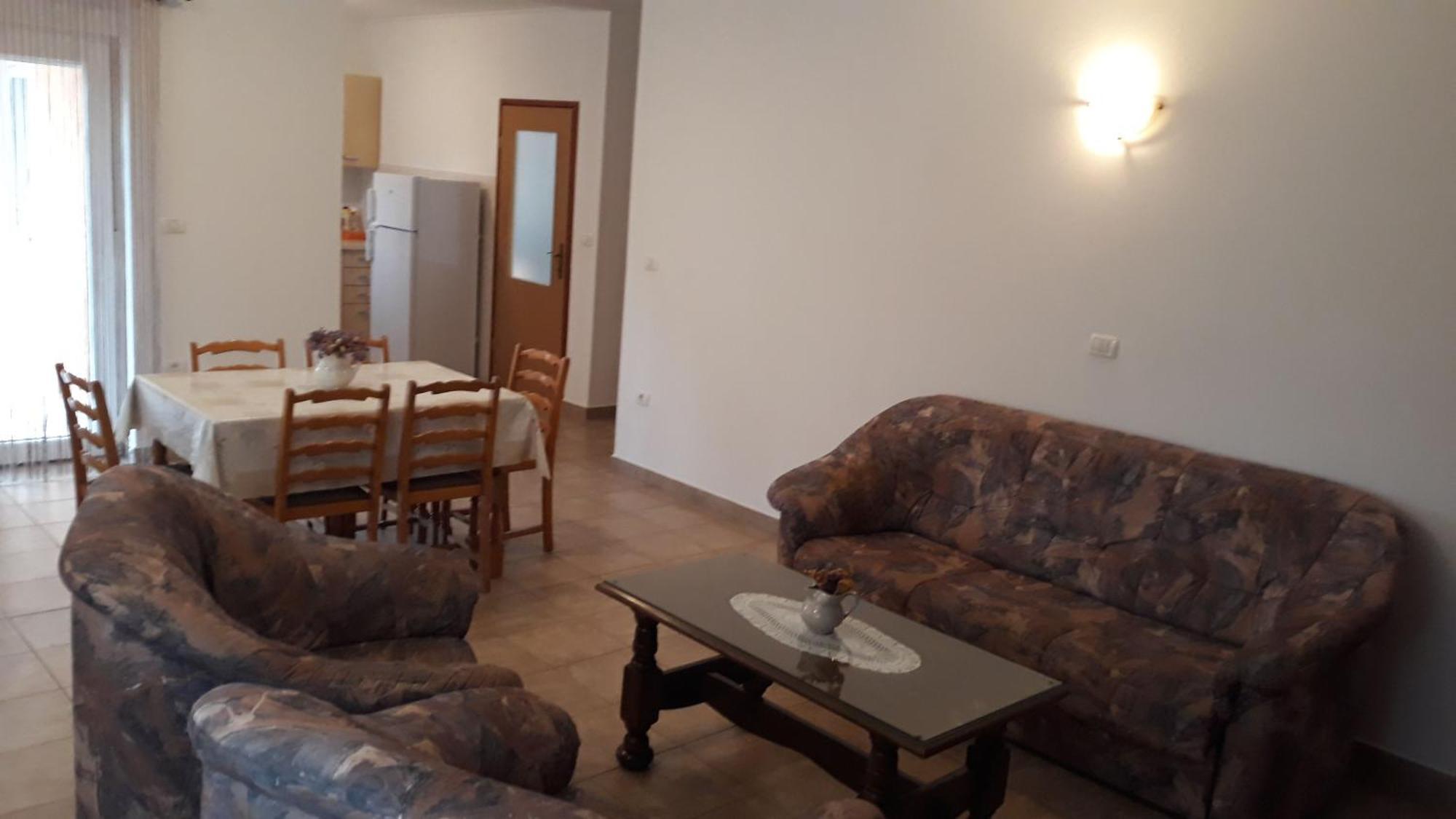 Apartman Ferienwohnung Fur Sechs Personen Pula